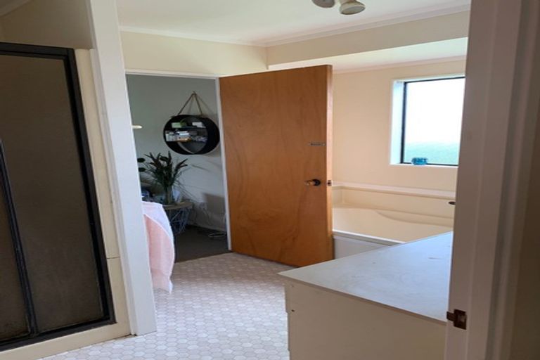 Photo of property in 23 Sandgate Avenue, Botany Downs, Auckland, 2010