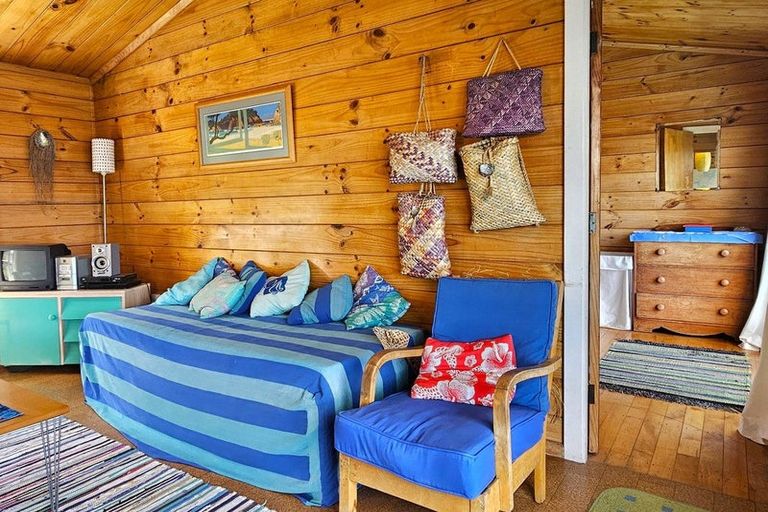 Photo of property in 24 Koutu Beach Road, Opononi, Kaikohe, 0473