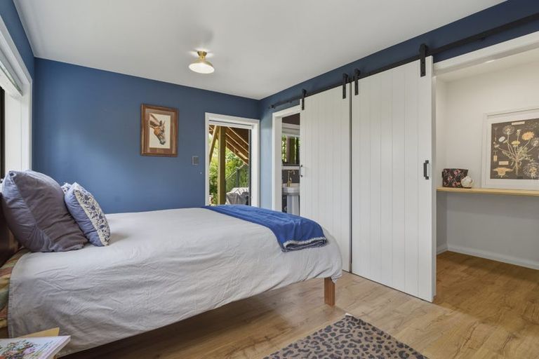 Photo of property in 24 Queen Street, Brighton, Dunedin, 9035