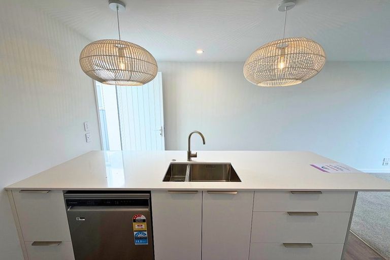 Photo of property in 3 Perehia Place, Papamoa, 3118