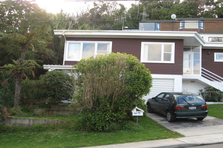 Photo of property in 15 David Crescent, Karori, Wellington, 6012