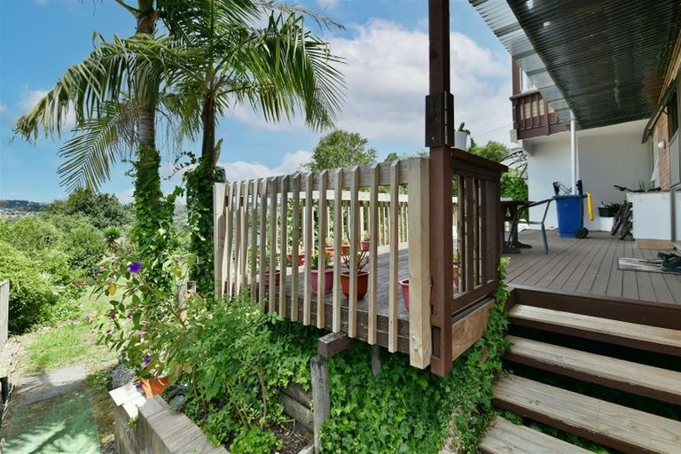 Photo of property in 60 Carlisle Road, Browns Bay, Auckland, 0630