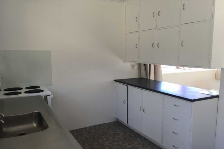 Photo of property in 137b Newlands Road, Newlands, Wellington, 6037