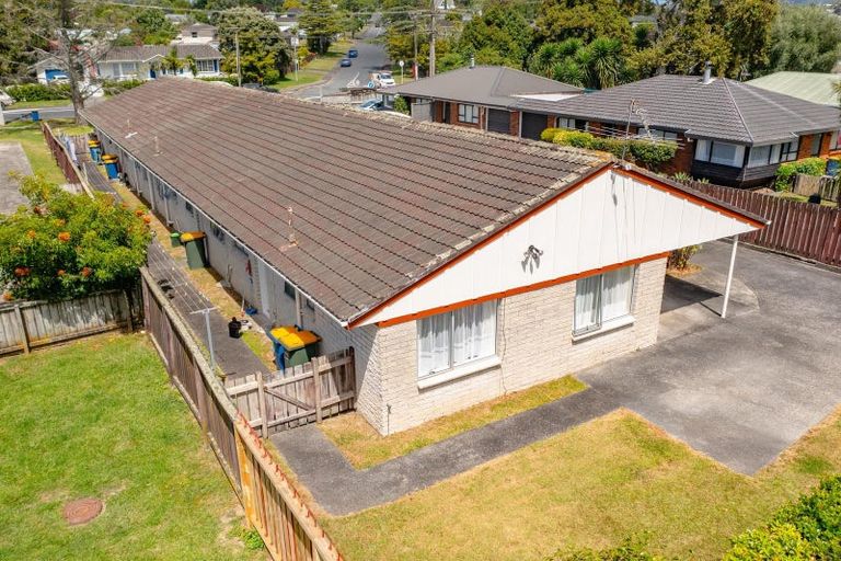 Photo of property in 407 West Coast Road, Glen Eden, Auckland, 0602