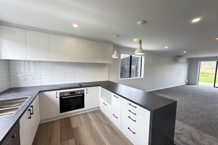 Photo of property in 32 Bee Lane, Whitby, Porirua, 5024