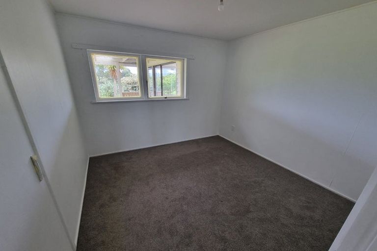 Photo of property in 30 Laureston Avenue, Papatoetoe, Auckland, 2025