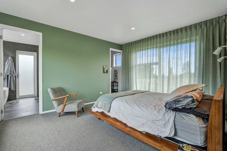 Photo of property in 438 Alfred Road, Kaimiro, New Plymouth, 4371