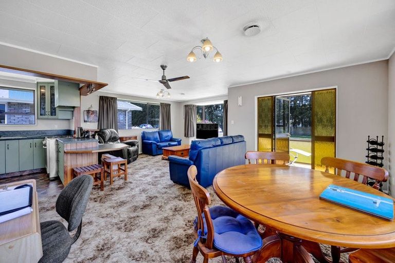 Photo of property in 13 Flint Road West, Stratford, 4332