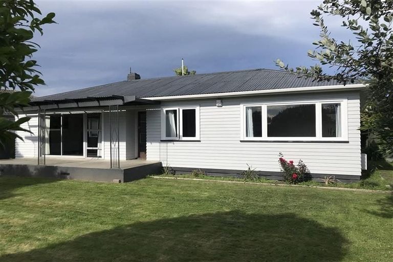 Photo of property in 1105 Cunningham Crescent, Mayfair, Hastings, 4122