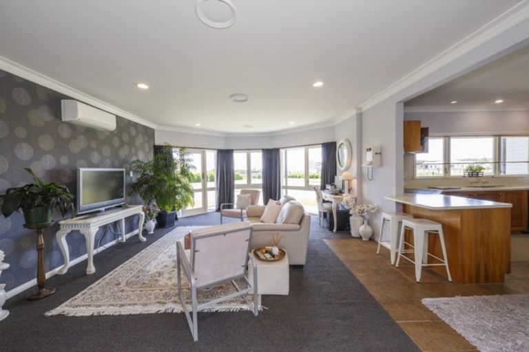 Photo of property in 117 Clevely Line, Bunnythorpe, Palmerston North, 4478