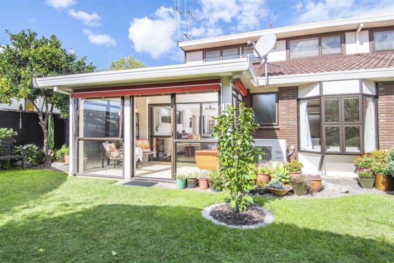 Photo of property in 23c Sixth Avenue, Tauranga, 3110