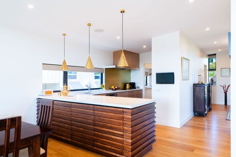 Photo of property in 142 Lake Crescent, Hamilton Lake, Hamilton, 3204