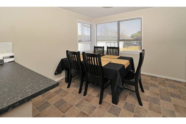 Photo of property in 5 Rako Place, Manurewa, Auckland, 2102