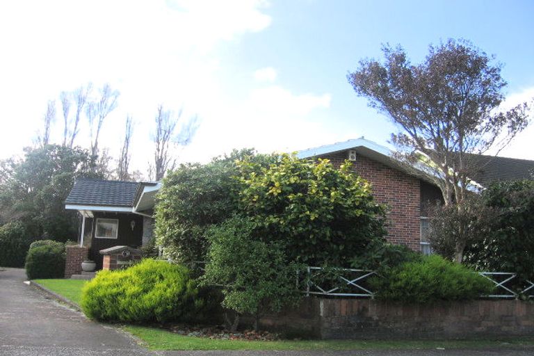 Photo of property in 40 Wai-iti Crescent, Woburn, Lower Hutt, 5010