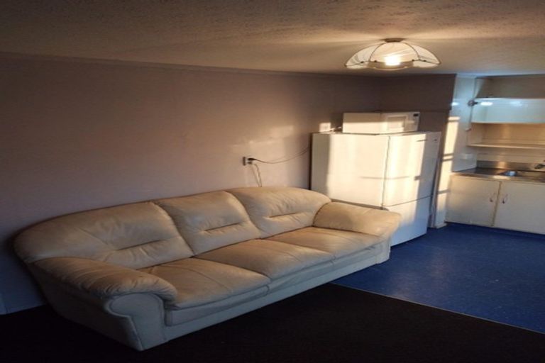 Photo of property in 28 Palmerston Street, Westport, 7825