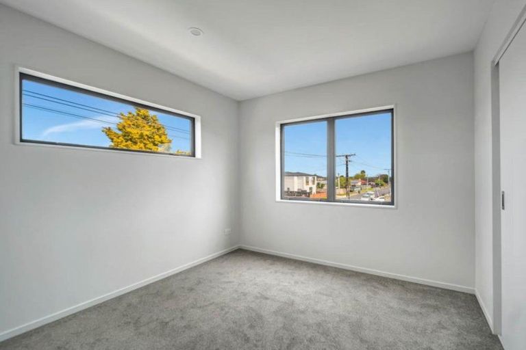 Photo of property in 24b Fernaig Street, Papakura, 2110