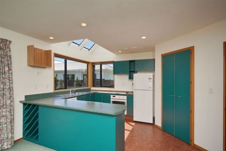 Photo of property in 2/16 Cardiff Avenue, Somerfield, Christchurch, 8024