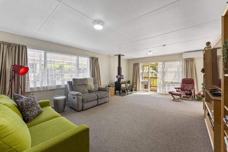 Photo of property in 113 Hine Road, Wainuiomata, Lower Hutt, 5014
