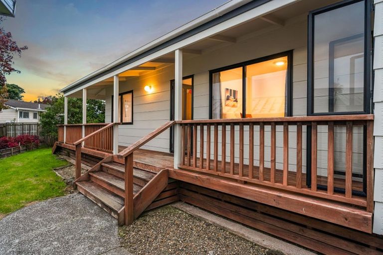 Photo of property in 5 Posa Avenue, Henderson, Auckland, 0612