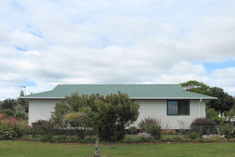 Photo of property in 24 Solander Street, Tolaga Bay, 4077