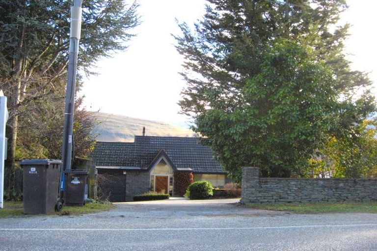 Photo of property in 53 Arrowtown-lake Hayes Road, Lake Hayes, Queenstown, 9371