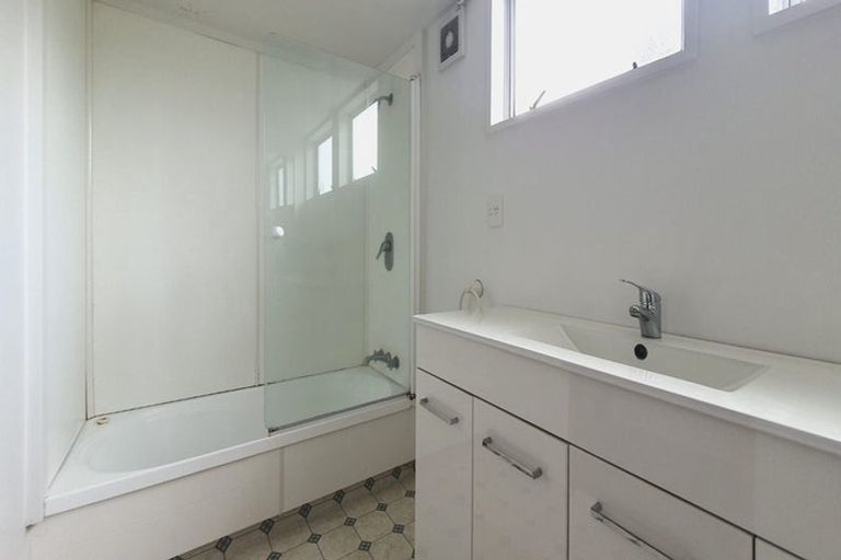 Photo of property in 139c Avonhead Road, Avonhead, Christchurch, 8042