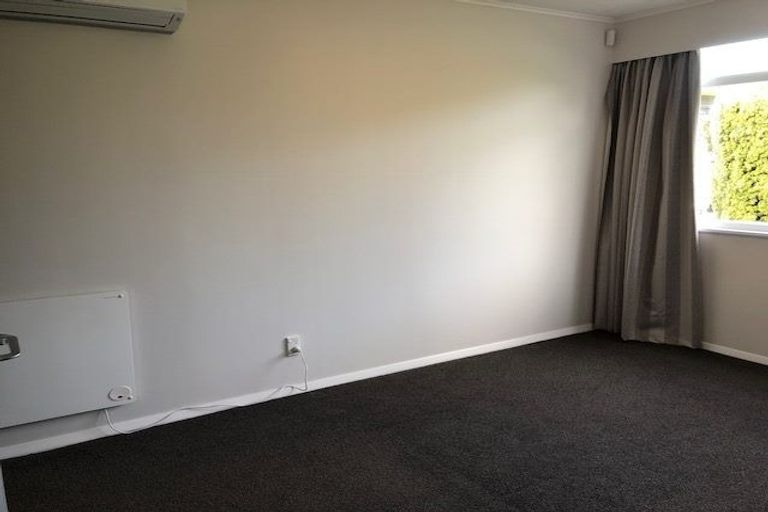 Photo of property in 22 Halifax Street, Kingston, Wellington, 6021
