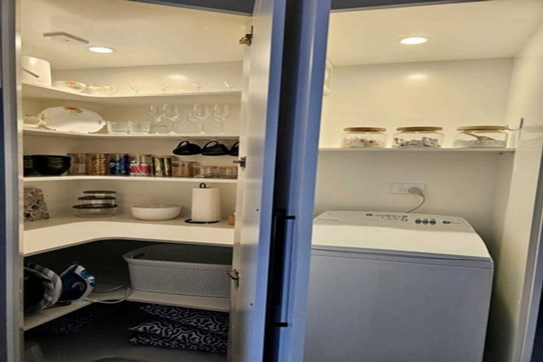 Photo of property in 17a West Avenue, Saint Clair, Dunedin, 9012