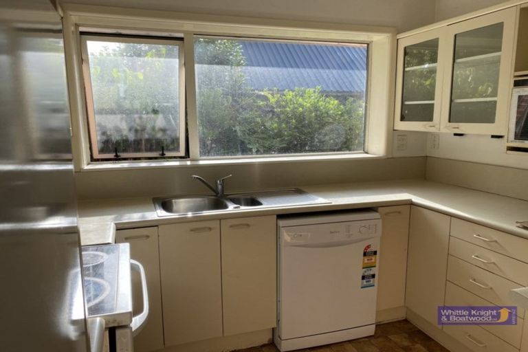 Photo of property in 12 Hanrahan Street, Upper Riccarton, Christchurch, 8041