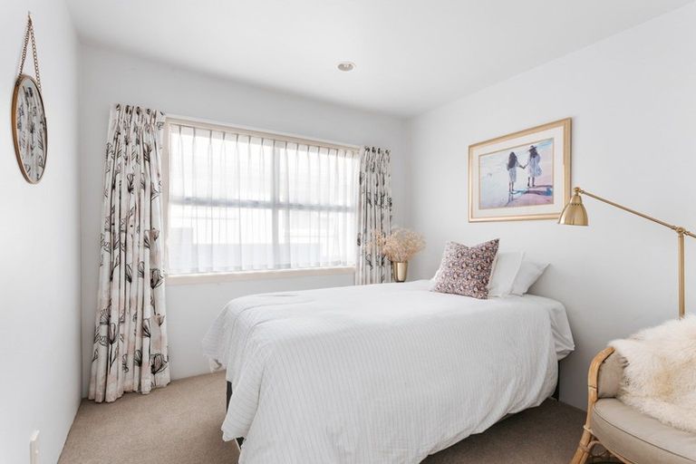 Photo of property in 1/207 Oceanbeach Road, Mount Maunganui, 3116