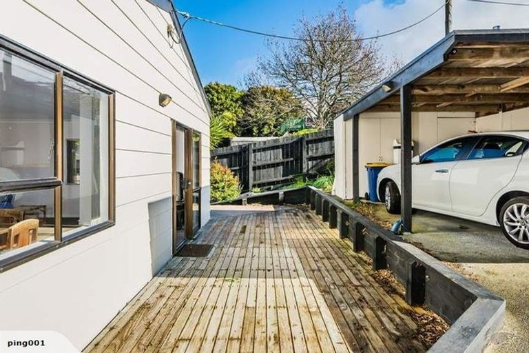 Photo of property in 1/21 Fordham Street, Beach Haven, Auckland, 0626