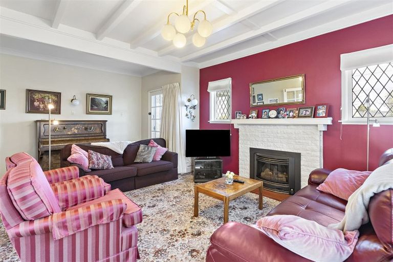 Photo of property in 2 College Street, Masterton, 5810