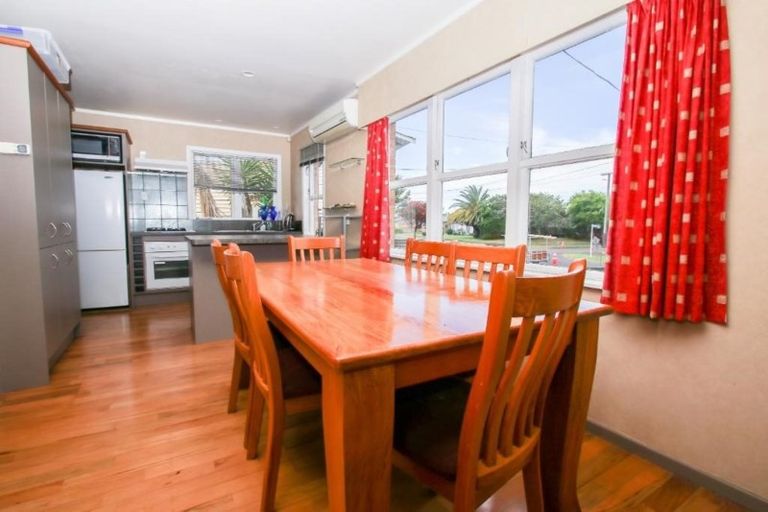 Photo of property in 26 Larnach Street, St Andrews, Hamilton, 3200