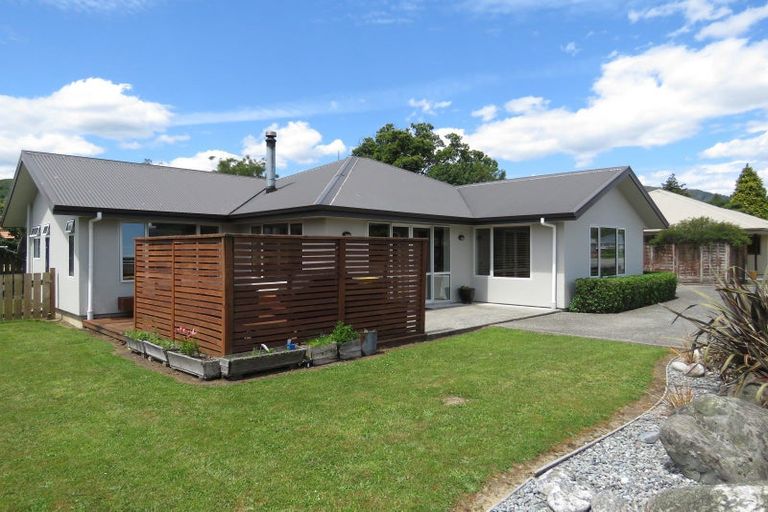 Photo of property in 67 Buller Road, Reefton, 7830