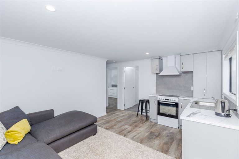 Photo of property in 2 Moreland Avenue, Pukete, Hamilton, 3200