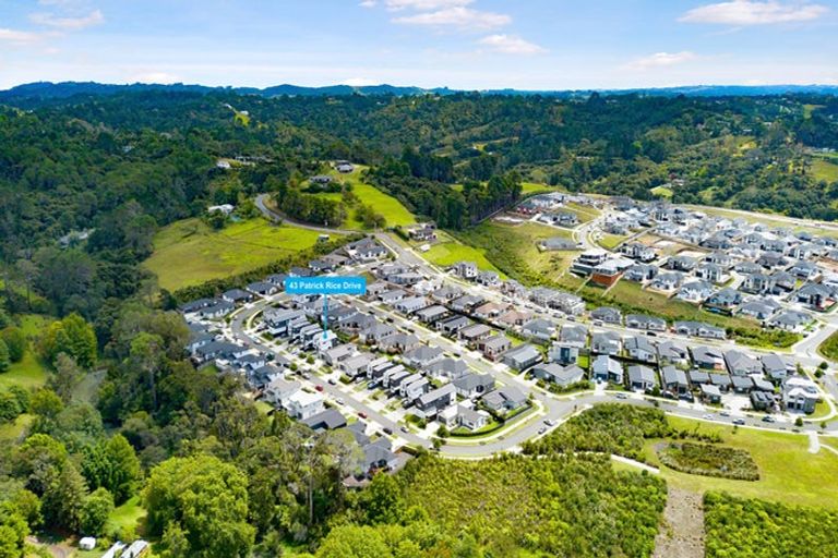 Photo of property in 43 Patrick Rice Drive, Swanson, Auckland, 0614
