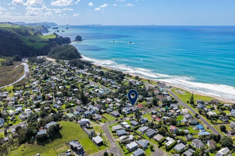 Photo of property in 10 Whiritoa Beach Road, Whiritoa, Whangamata, 3691