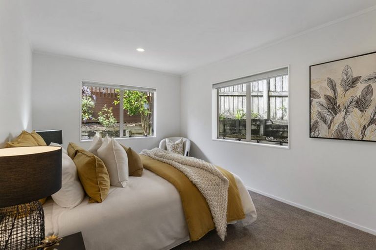 Photo of property in 24 Kenmure Avenue, Forrest Hill, Auckland, 0620