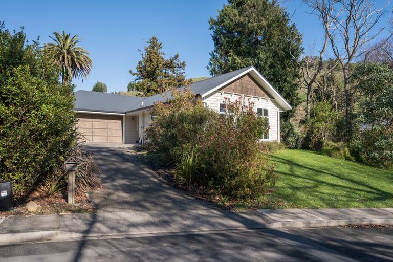 Photo of property in 2 Woodford Lane, Stoke, Nelson, 7011