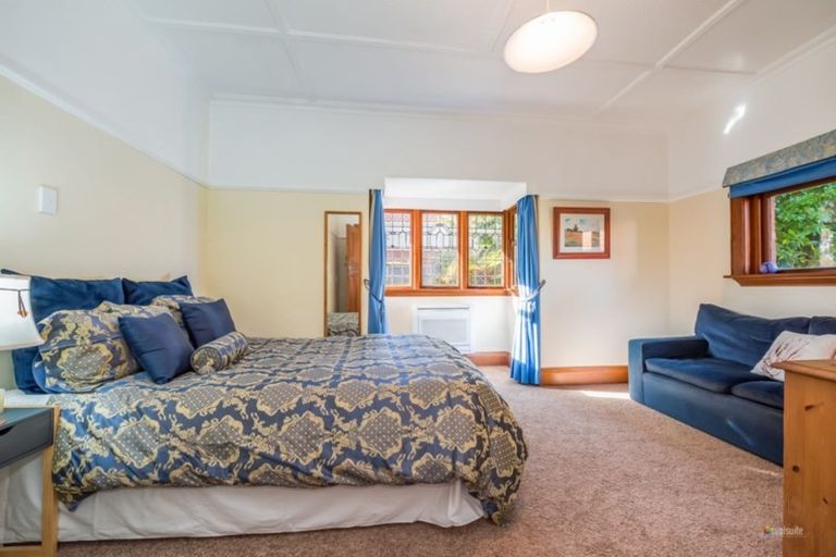 Photo of property in 77 Pohutukawa Street, Woburn, Lower Hutt, 5011