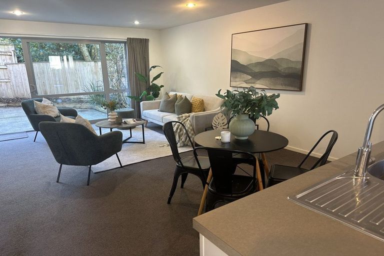 Photo of property in 2/2 Chelmsford Street, Ngaio, Wellington, 6035