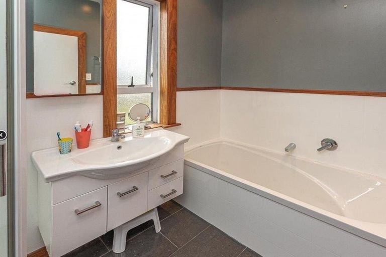 Photo of property in 25 Fergusson Street, Springvale, Whanganui, 4501