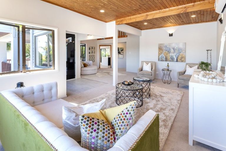 Photo of property in 155 Pah Road, Cockle Bay, Auckland, 2014