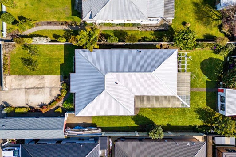 Photo of property in 17 Albion Street, Hawera, 4610