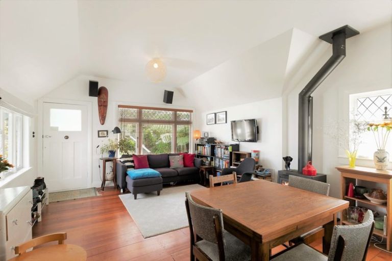 Photo of property in 69 Central Terrace, Kelburn, Wellington, 6012