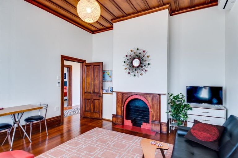 Photo of property in 68 Nelson Crescent, Napier South, Napier, 4110