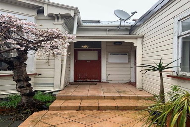 Photo of property in 50 Riddiford Street, Newtown, Wellington, 6021