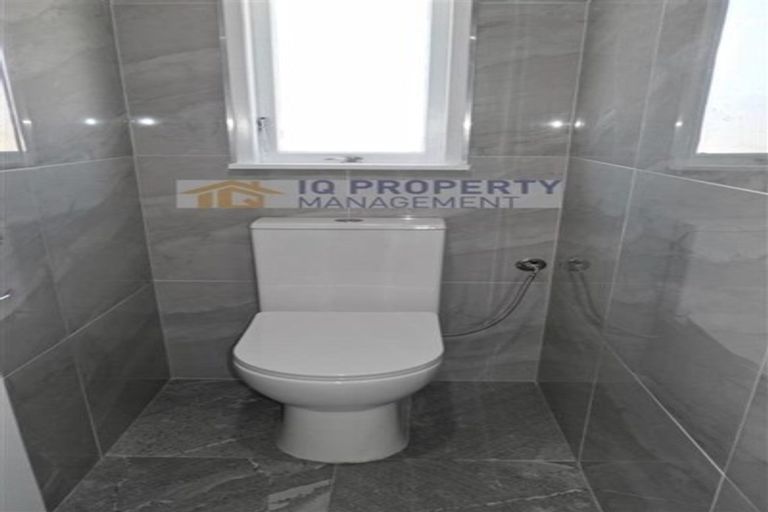 Photo of property in 1/43 Great South Road, Takanini, 2112