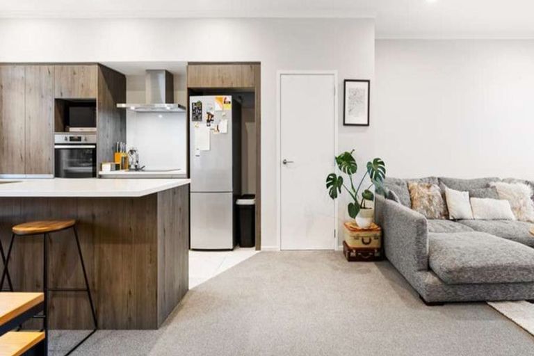 Photo of property in 83e Hobsonville Point Road, Hobsonville, Auckland, 0616