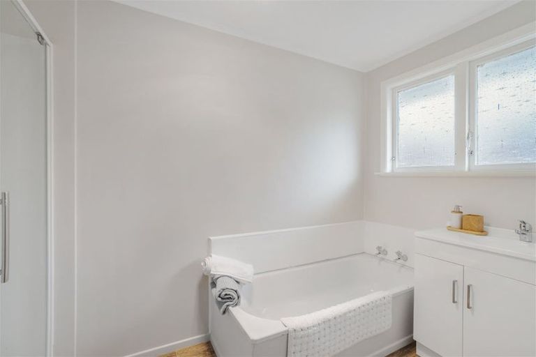 Photo of property in 59 Parenga Street, Wainuiomata, Lower Hutt, 5014